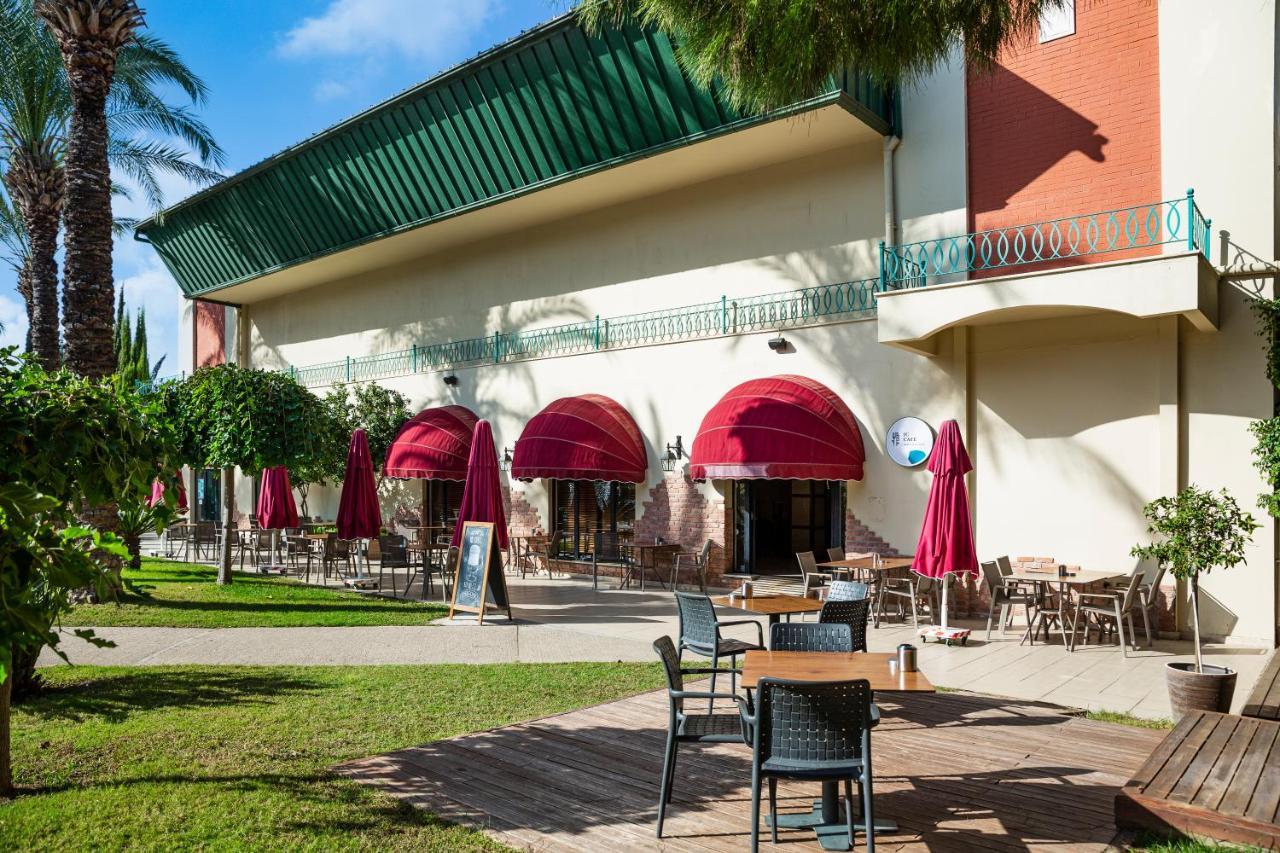 Ic Hotels Green Palace - Kids Concept Antália Exterior foto The campus of the University of Split